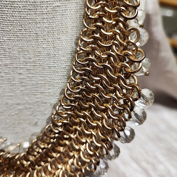 Clear Crystal Glass Faceted Beads Gold Tone Statement Bib Style Necklace - Picture 12 of 14